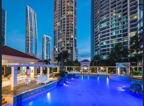 The Towers Of Chevron Renaissance - Holidays Gold Coast - Accommodation Yamba 5