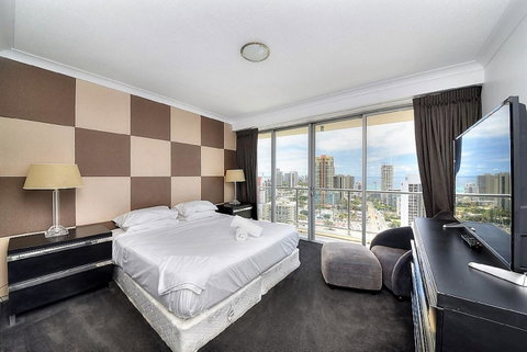 The Towers Of Chevron Renaissance - Holidays Gold Coast - Accommodation Yamba 27