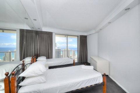 The Towers Of Chevron Renaissance - Holidays Gold Coast - Accommodation Yamba 39