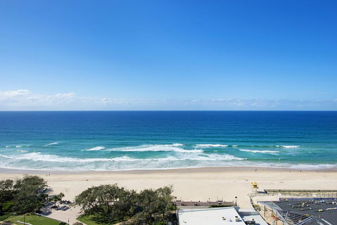 ULTIQA Air On Broadbeach - Accommodation Yamba 10