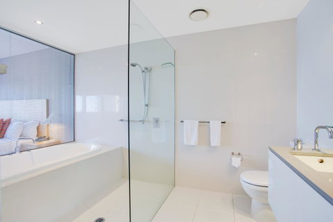Mantra Circle On Cavill - Accommodation Yamba 28