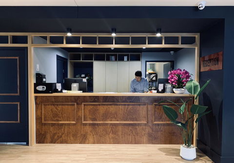 Woodroffe Hotel - Accommodation Yamba 2