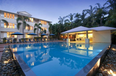 Cayman Villas Port Douglas - Accommodation Yamba 8