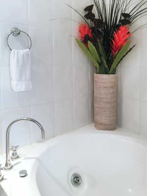 Cayman Villas Port Douglas - Accommodation Yamba 15