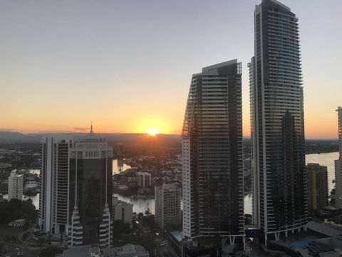 Novotel Surfers Paradise - Accommodation Yamba 5