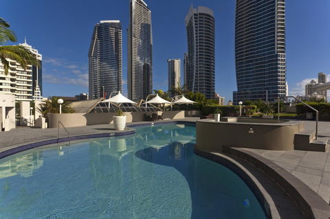 Novotel Surfers Paradise - Accommodation Yamba 17