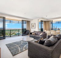 Luxury 3 Bedroom in heart of Broadbeach - Accommodation Yamba