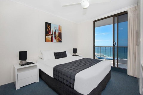 Surfers International Apartments - Accommodation Yamba 14