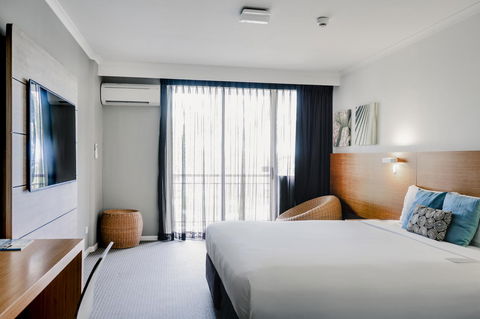 Novotel Cairns Oasis Resort - Accommodation Yamba 27