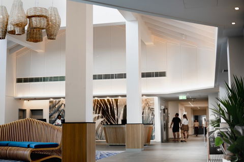 Novotel Cairns Oasis Resort - Accommodation Yamba 11