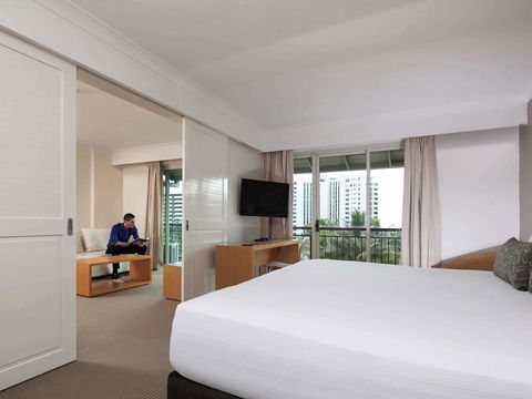 Novotel Cairns Oasis Resort - Accommodation Yamba 41