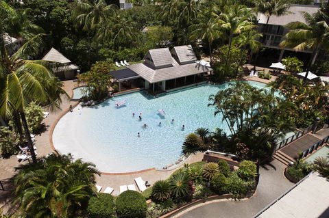 Novotel Cairns Oasis Resort - Accommodation Yamba 37