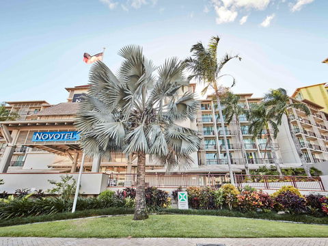 Novotel Cairns Oasis Resort - Accommodation Yamba 43