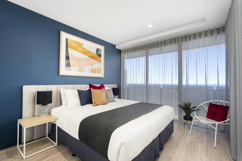 Circle On Cavill - Gclr - Accommodation Yamba 29