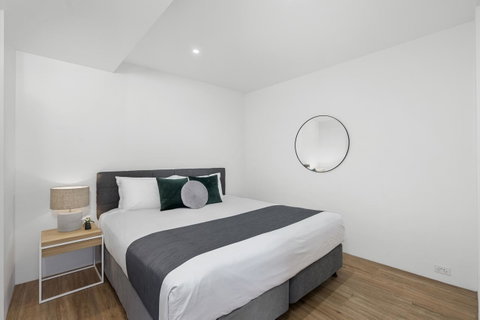 Circle On Cavill - Gclr - Accommodation Yamba 25