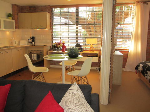 Powerhouse Apartments - Accommodation Yamba 10