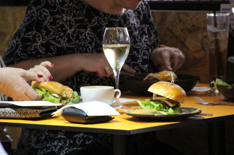 George Williams Hotel - Accommodation Yamba 26