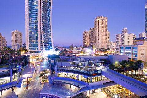 Circle On Cavill, Apartments And Sub Penthouses - We Accommodate - Accommodation Yamba 35