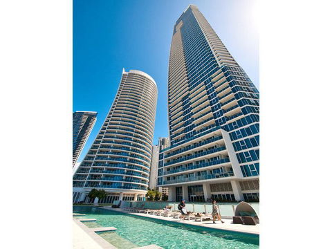 H Star Residences-- Paradise Stayz - Accommodation Yamba 26