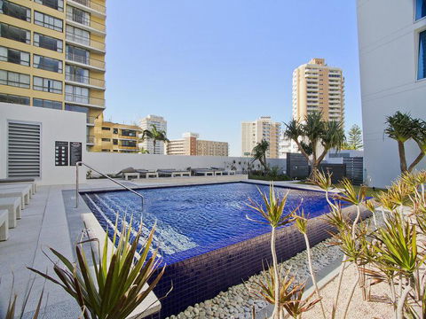 H Star Residences-- Paradise Stayz - Accommodation Yamba 6