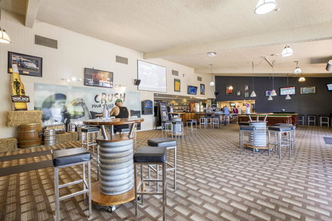 Kondari Hotel - Accommodation Yamba 9