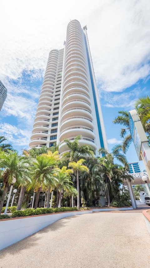 Aegean Resort Apartments - Accommodation Yamba 3