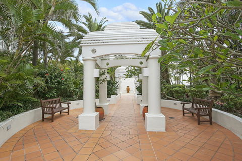 ULTIQA Burleigh Mediterranean Resort - Accommodation Yamba 18