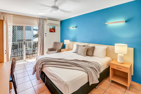 Coral Tree Inn - Accommodation Yamba 0