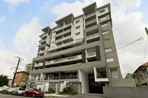 Arise Princess Regent Apartments - Accommodation Yamba 1