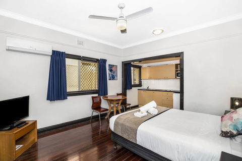 City Palms Brisbane - Accommodation Yamba 4