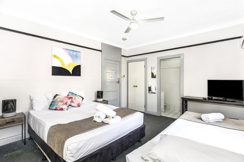 City Palms Brisbane - Accommodation Yamba 16