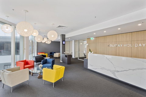 Holiday Holiday Circle On Cavill Apartments - Accommodation Yamba 29