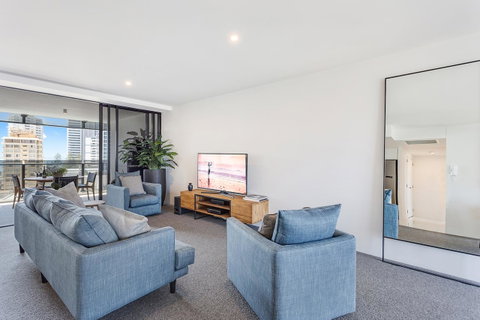 Holiday Holiday Circle On Cavill Apartments - Accommodation Yamba 8