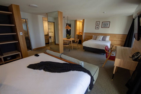 The Island Gold Coast - Accommodation Yamba 10