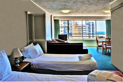 Equinox Resort - Accommodation Yamba 11