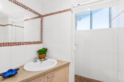 Rainbow Commodore Coolangatta - Accommodation Yamba 24