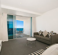 Number 1 H Luxury Residence - Netflix WiFi  More - Accommodation Yamba