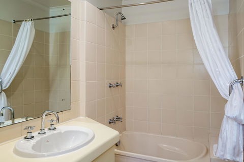 Cairns Colonial Club Resort - Accommodation Yamba 31