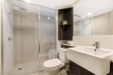 Sunshine Tower Hotel - Accommodation Yamba 7