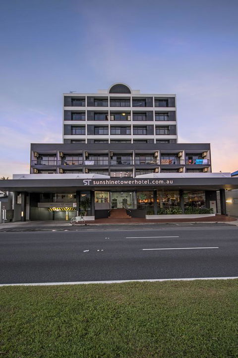 Sunshine Tower Hotel - Accommodation Yamba 11