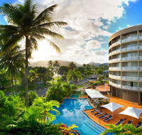 DoubleTree by Hilton Cairns - Accommodation Yamba