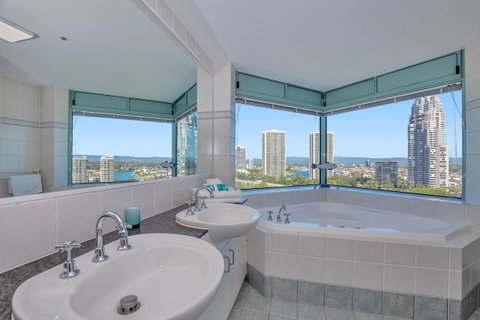 The Waterford On Main Beach - Accommodation Yamba 25