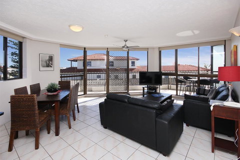 Spindrift On The Beach - Absolute Beachfront - Accommodation Yamba 40