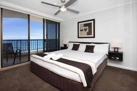 Spindrift On The Beach - Absolute Beachfront - Accommodation Yamba 5