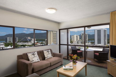 The Benson Hotel - Accommodation Yamba 9