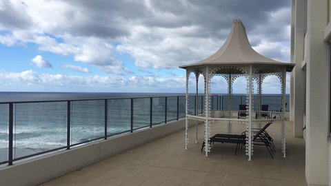 The Penthouses Apartments - Accommodation Yamba 13