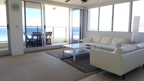 The Penthouses Apartments - Accommodation Yamba 15