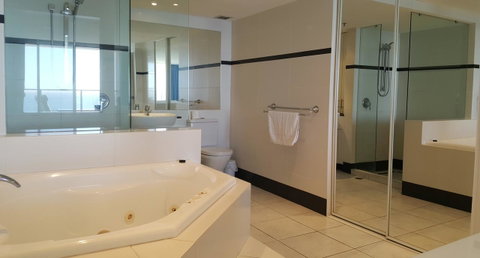 The Penthouses Apartments - Accommodation Yamba 2