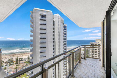 Beachcomber Holiday Apartment - Accommodation Yamba 13