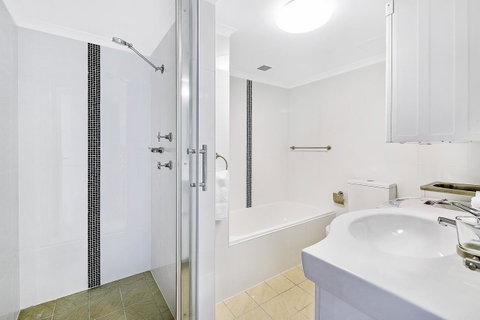 Beachcomber Holiday Apartment - Accommodation Yamba 10